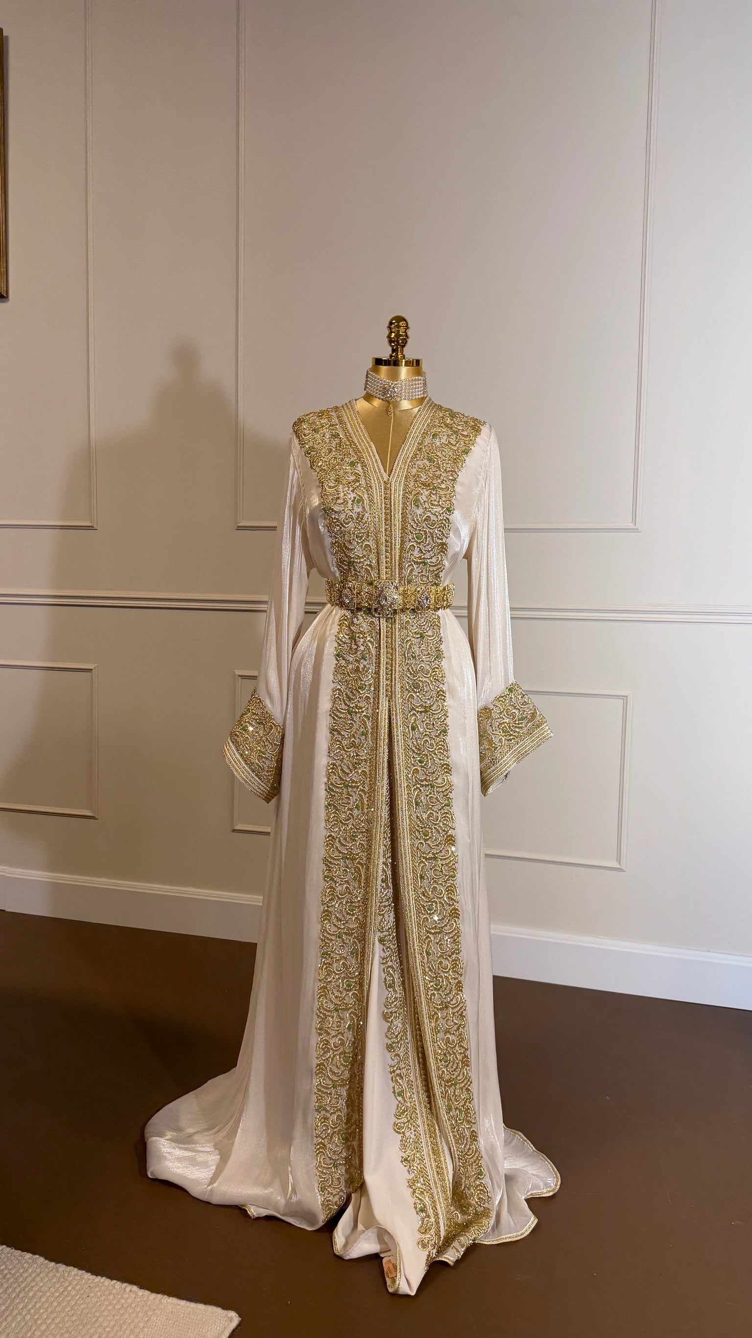 Organza Royale - Ivory Gold